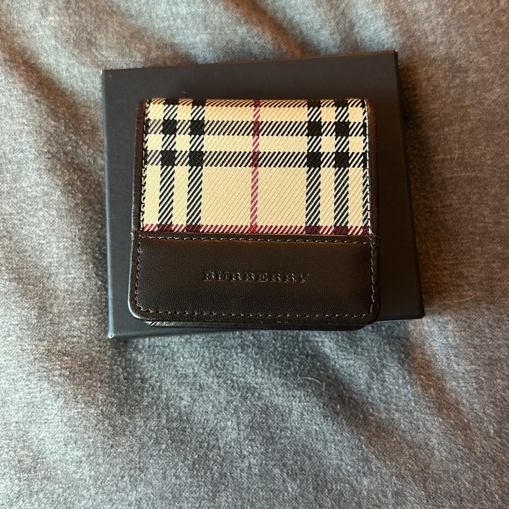 Burberry Coin Holder Nova Check - Picture 2 of 9